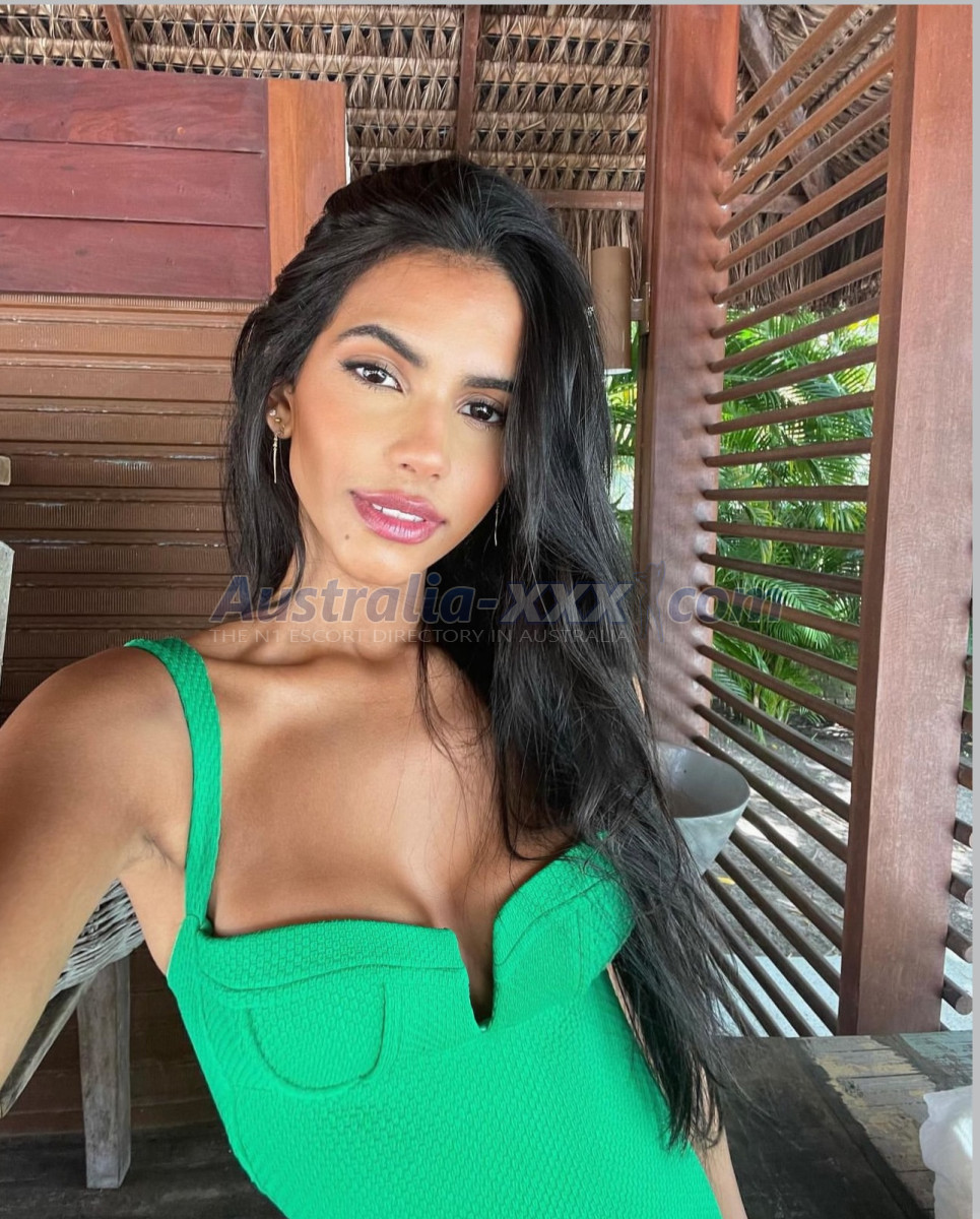 JASMIN HOT