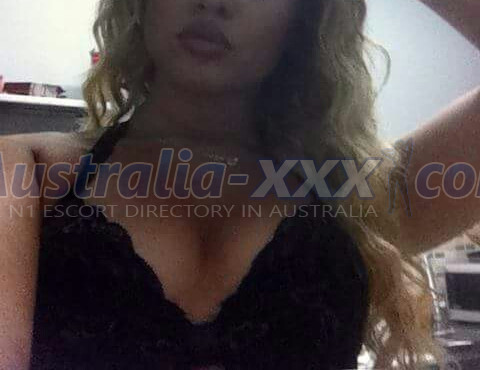 Naomi_Juicy