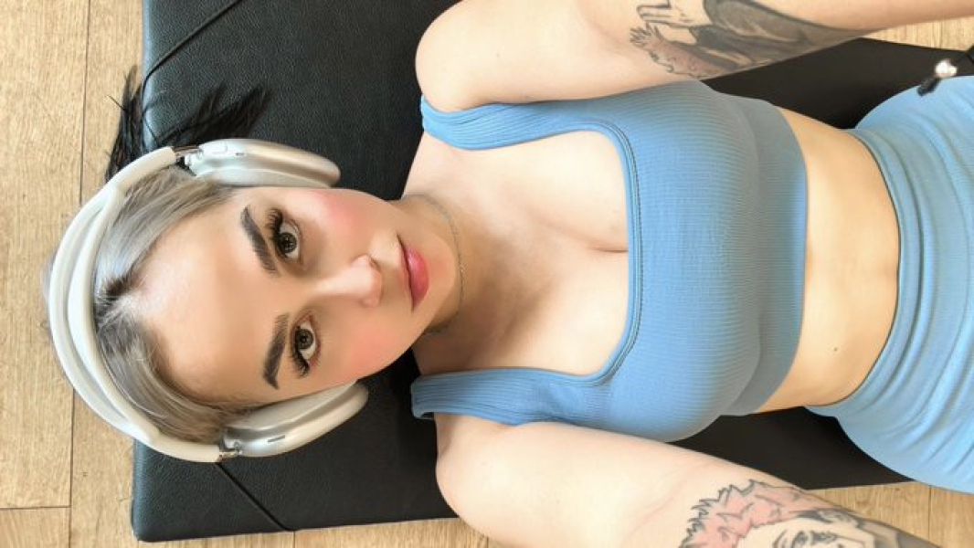 Sarah🥰👅